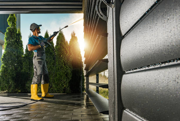 Why Choose Our Certified Pressure Washing Experts for Your Project Needs in Redington Beach, FL?